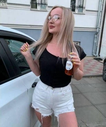 Милая и раскованная девушка ждет встречи с состоятельным джентльменом. Гарантирую незабываемое удовольствие и полное погружение в мир страсти и наслаждения. Приходи - не пожалеешь! 183, 19 лет