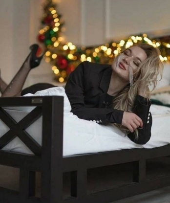 Милая и раскованная девушка ждет встречи с состоятельным джентльменом. Гарантирую незабываемое удовольствие и полное погружение в мир страсти и наслаждения. Приходи - не пожалеешь! 183, 19 лет